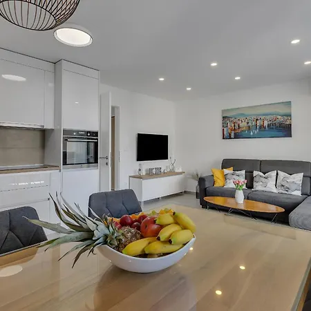 Sky Apartment
